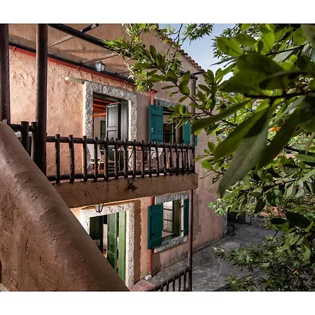 Aparthotel Enagron Ecotourism Village Axos