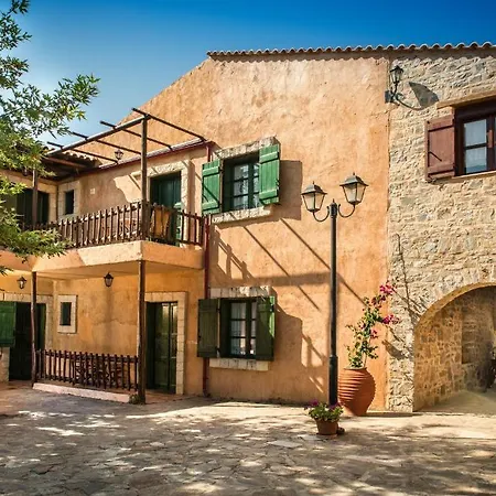 Aparthotel Enagron Ecotourism Village