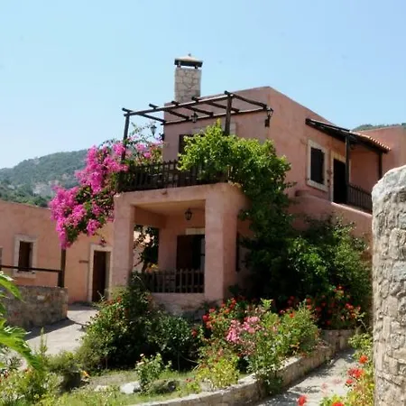 Aparthotel Enagron Ecotourism Village 3*