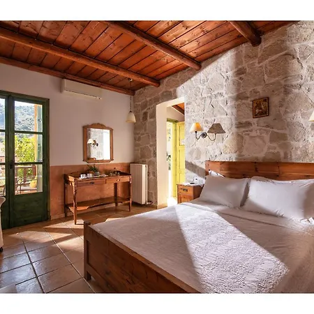 Aparthotel Enagron Ecotourism Village
