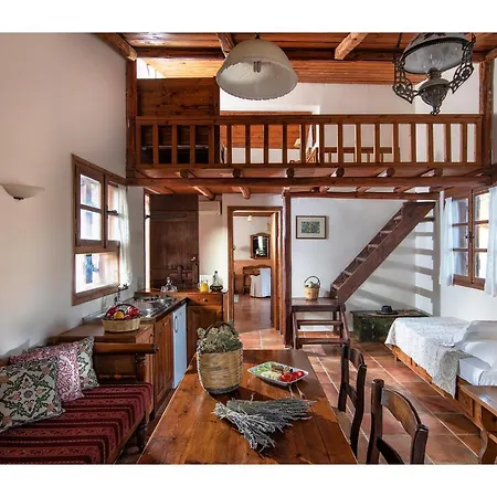 Aparthotel Enagron Ecotourism Village Axos