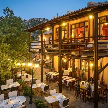 Aparthotel Enagron Ecotourism Village Axós
